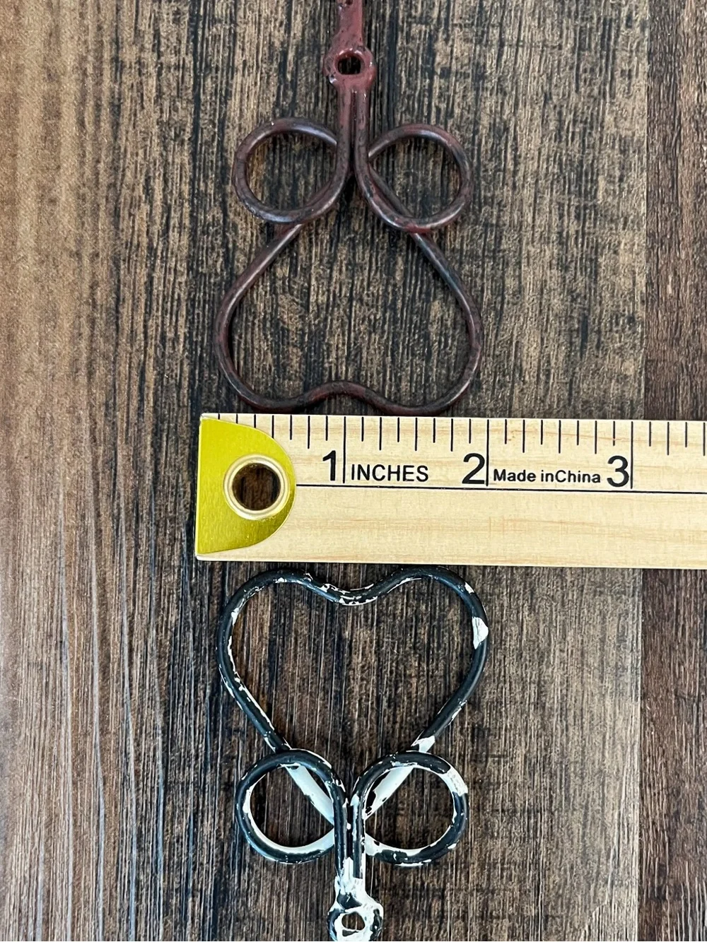 Shabby Chic Heart Wall Hooks Holders Country Chippy Wall Decor Small White Brown